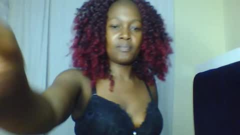 nutgal online show from November 15, 2025, 10:34 am