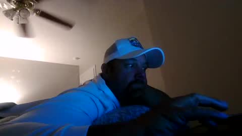 nuttincowboy727272 online show from May 23, 2026, 1:22 am