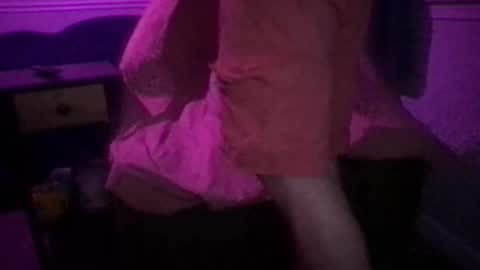 nxleon online show from April 4, 2026, 2:43 am