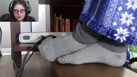 Nyctophilic online show from February 10, 2026, 4:44 pm