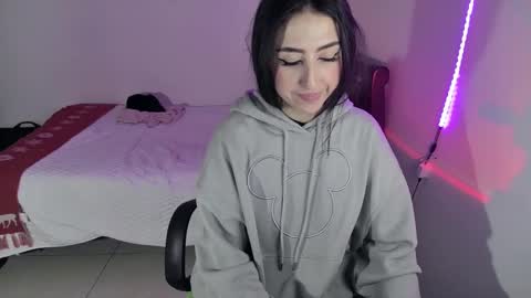 Frida online show from December 4, 2024, 6:55 am