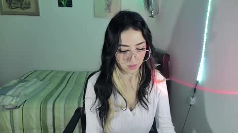 Frida online show from March 3, 2025, 1:31 pm