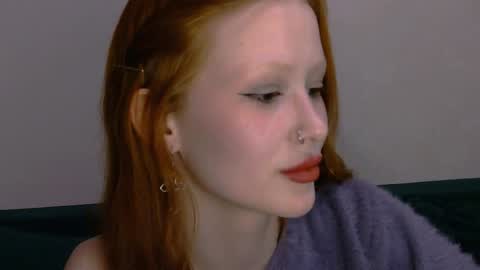 nyra_thira online show from May 10, 2026, 7:52 pm