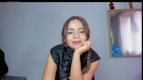 Laura nyu online show from April 10, 2026, 6:12 pm