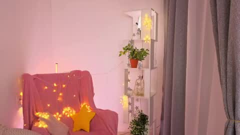 Emily online show from May 22, 2026, 5:47 am