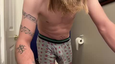 obedientblonde89 online show from December 24, 2024, 12:44 am