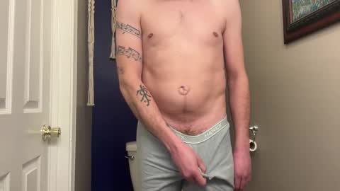 obedientblonde89 online show from March 9, 2025, 2:43 pm