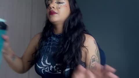 Vale online show from October 31, 2025, 10:00 pm