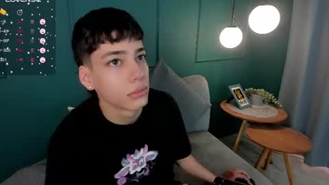 Snapshot of oblivion_deku chatting on June 25, 2026, 2:43 pm Deku online show from June 25, 2026, 2:43 pm