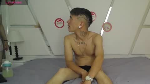 oblivionlove online show from December 5, 2025, 8:05 pm