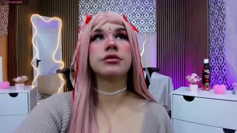 ocean_tay online show from September 28, 2025, 12:10 pm