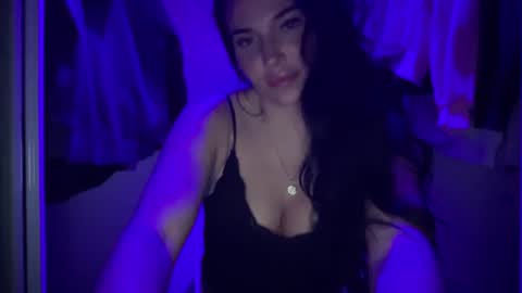 Snapshot of oceanxalara22_xo chatting on October 3, 2025, 2:19 am A L A R A  online show from October 3, 2025, 2:19 am