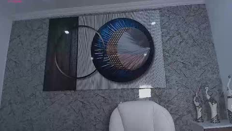 independent model online show from March 26, 2026, 11:16 am