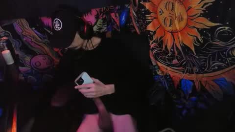 Snapshot of octopusstork chatting on January 16, 2026, 9:52 pm PetiteDabs1994 online show from January 16, 2026, 9:52 pm