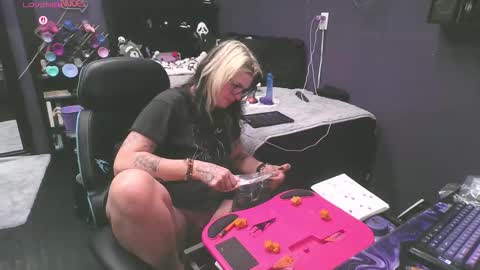 Oddy With A Body online show from March 6, 2026, 7:16 am