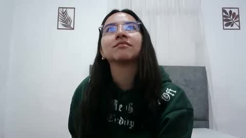 Val online show from April 23, 2026, 1:35 pm