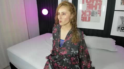 Snapshot of odette_bulgari chatting on September 9, 2025, 10:59 am Ana online show from September 9, 2025, 10:59 am