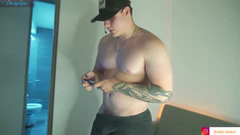 Snapshot of odin_blake chatting on January 26, 2025, 2:24 am ODIN online show from January 26, 2025, 2:24 am