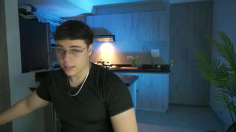 Snapshot of odin_blake chatting on February 20, 2025, 2:40 am ODIN online show from February 20, 2025, 2:40 am