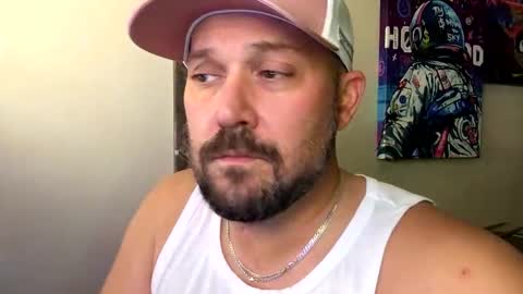 Snapshot of odinstone chatting on April 16, 2026, 5:03 pm Odin Stone online show from April 16, 2026, 5:03 pm