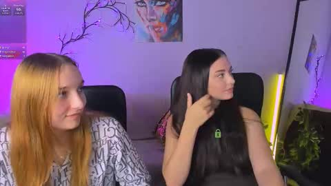 odri_sweet online show from October 13, 2025, 3:23 pm