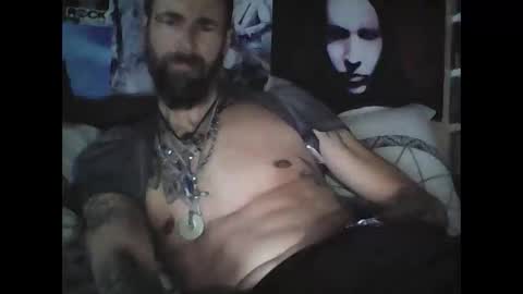 Snapshot of oedipe666 chatting on December 21, 2024, 2:15 pm oedipe666cam online show from December 21, 2024, 2:15 pm