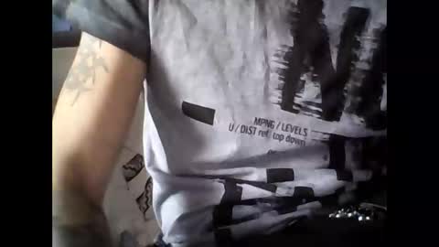 Snapshot of oedipe666 chatting on February 3, 2025, 2:34 pm oedipe666cam online show from February 3, 2025, 2:34 pm