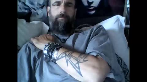 Snapshot of oedipe666 chatting on September 15, 2025, 1:11 pm oedipe666cam online show from September 15, 2025, 1:11 pm