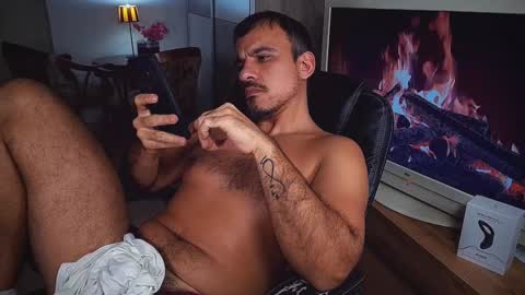 Snapshot of officeman7 chatting on December 1, 2024, 7:47 pm officeman7 online show from December 1, 2024, 7:47 pm