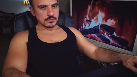 Snapshot of officeman7 chatting on January 10, 2025, 5:02 pm officeman7 online show from January 10, 2025, 5:02 pm