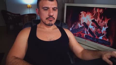 Snapshot of officeman7 chatting on January 21, 2025, 4:58 pm officeman7 online show from January 21, 2025, 4:58 pm