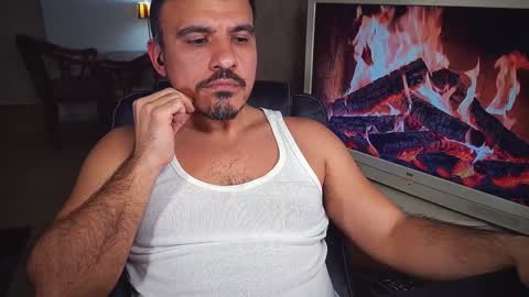 Snapshot of officeman7 chatting on February 6, 2025, 6:13 pm officeman7 online show from February 6, 2025, 6:13 pm