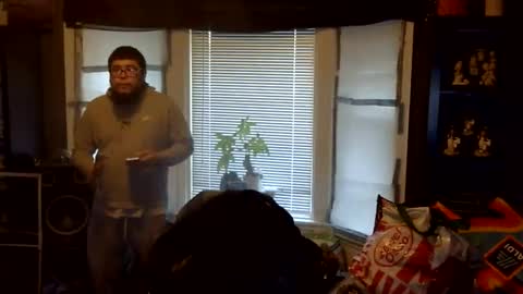 oscar flores online show from February 11, 2026, 1:16 pm