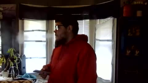 oscar flores online show from April 7, 2026, 2:39 pm