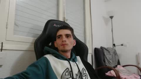 ofsolovicio online show from November 3, 2025, 7:15 pm