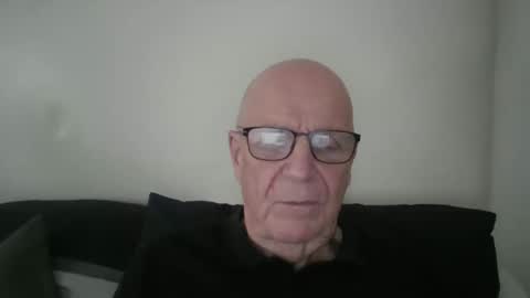 Snapshot of oggi95 chatting on April 9, 2026, 1:38 pm oggi95 online show from April 9, 2026, 1:38 pm