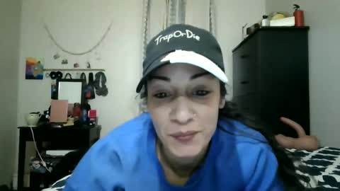 Snapshot of oglitcouple chatting on January 12, 2025, 5:56 am Lit en Cama online show from January 12, 2025, 5:56 am