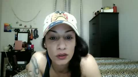 Snapshot of oglitcouple chatting on January 19, 2025, 7:36 am Lit en Cama online show from January 19, 2025, 7:36 am