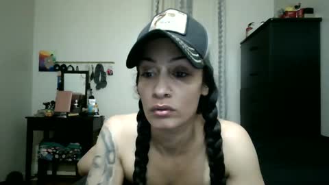Snapshot of oglitcouple chatting on October 6, 2025, 3:59 am Lit en Cama online show from October 6, 2025, 3:59 am