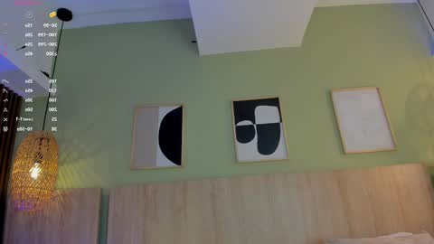 Holly online show from February 27, 2026, 11:21 am