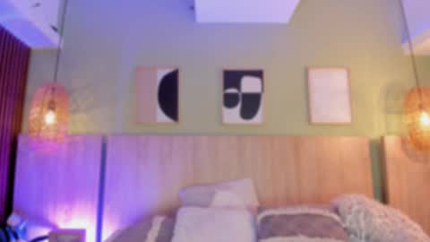 Holly online show from March 16, 2026, 11:25 am