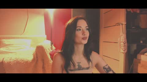 your dear Lilith Chapman online show from December 21, 2024, 5:07 pm