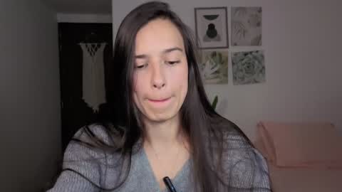 ohanna_ online show from March 3, 2026, 11:43 pm