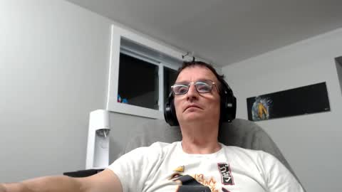 Snapshot of ohbitt chatting on October 4, 2025, 3:48 am ohbitt online show from October 4, 2025, 3:48 am