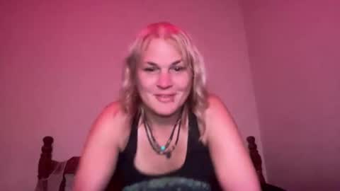 Snapshot of ohellesbells chatting on May 28, 2026, 6:32 am ohellesbells online show from May 28, 2026, 6:32 am