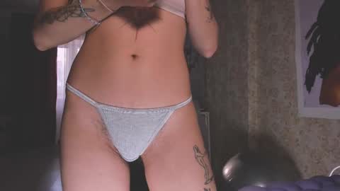 Snapshot of ohmygoddestkimmy chatting on February 16, 2025, 1:27 pm Kmmy online show from February 16, 2025, 1:27 pm