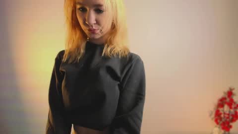 Emi and Ohpi online show from March 30, 2026, 2:18 pm