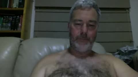 oiledcouple1 online show from March 1, 2025, 12:12 pm