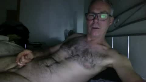 oiledcouple1 online show from September 16, 2025, 10:27 am