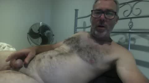 oiledcouple1 online show from November 27, 2025, 10:28 am